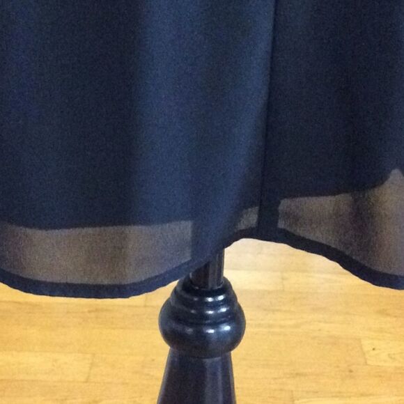 G by Guess chiffon open back lined halter dress XS - Picture 4 of 5